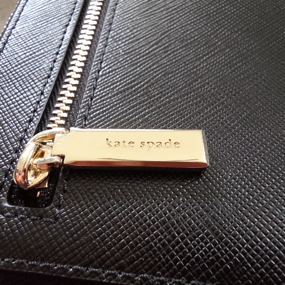 Kate Spade - Medium L-Zip Black Wristlet - Picture 4 of 8